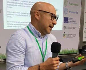 Darwin Hernánndez Sepúlveda Doctor en Ciencias Ambientales Gerente de Sostenibilidad Aseo Plus Pereira Colombia